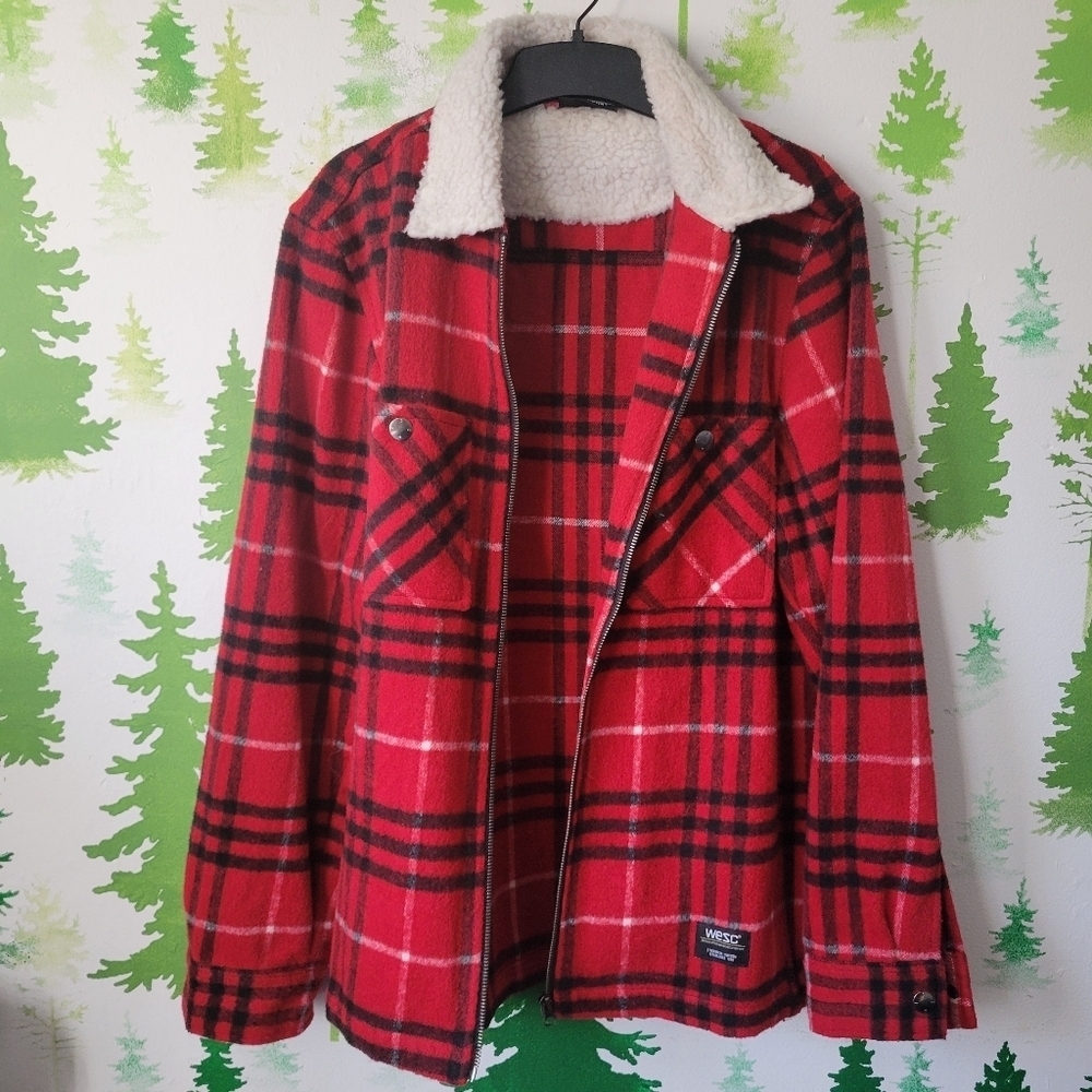 Wesc Plaid Liam Jacket. - Picture 2 of 7